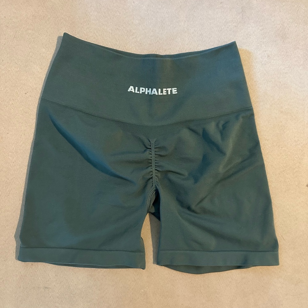 Alphalete amplify shorts-charcoal
